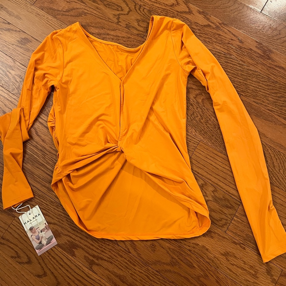 NWT Halara Top